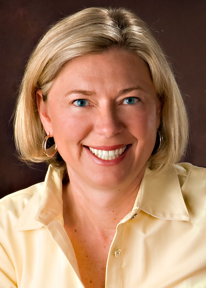 Crystal-Morris-Gator Head Shot1