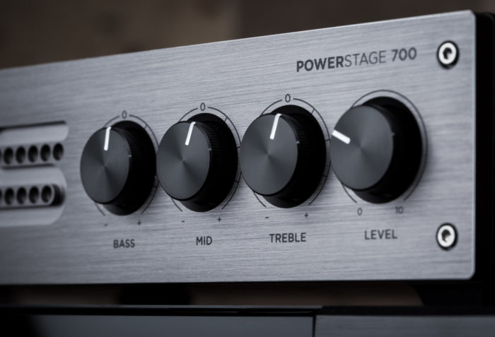 PS700-EQ-BEAUTY-700×477