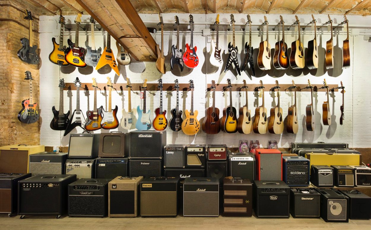 fanatic guitars shop