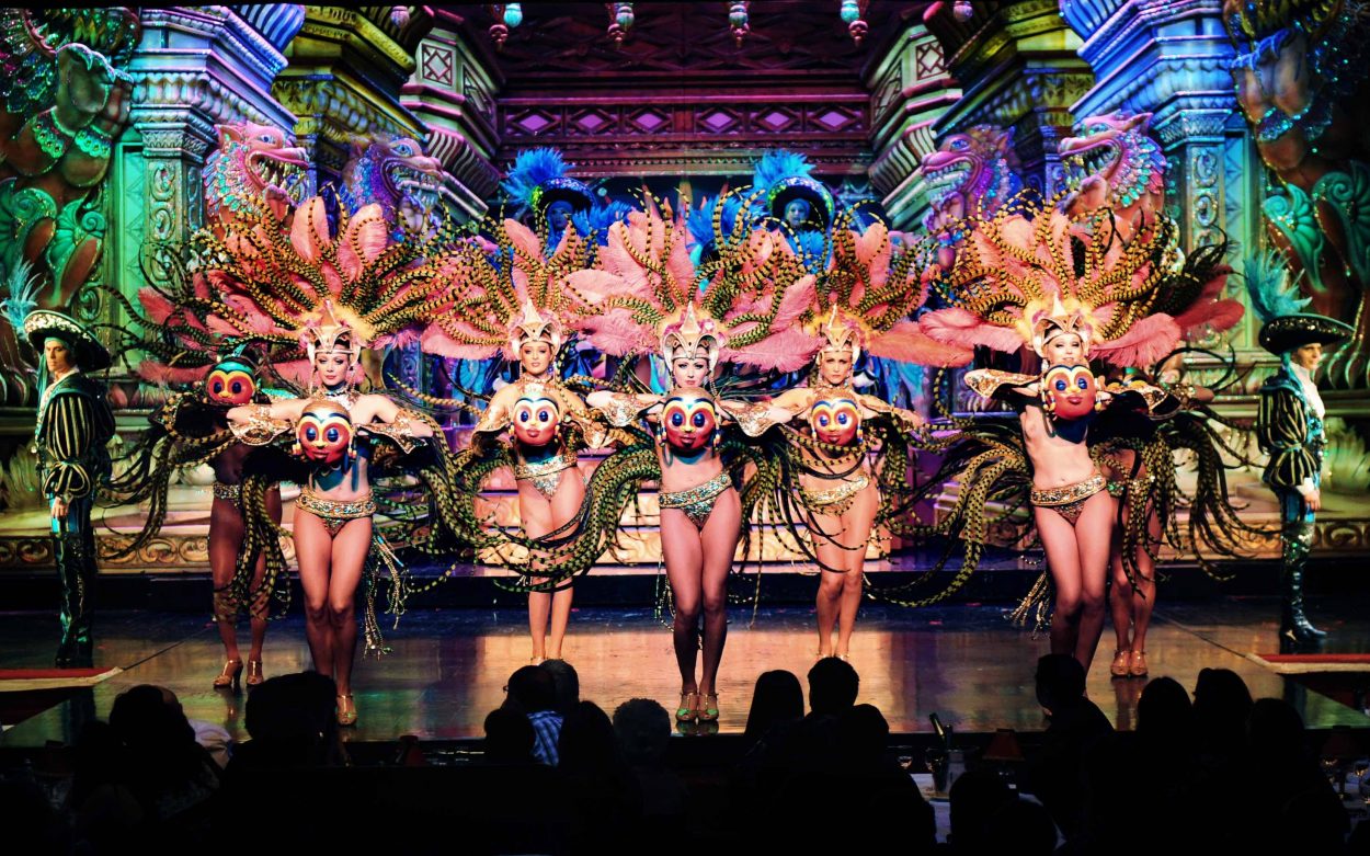 Pirates Les Masques ®Moulin Rouge « S Bertrand sml