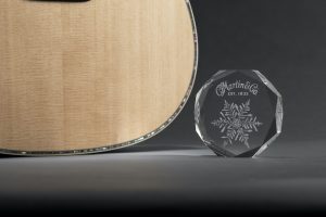 martin CM-Bentley-Snowflake_GLAM-details_0002